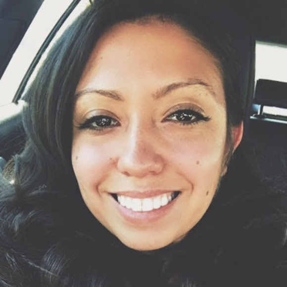 Meet your Posher, Amanda - Picture 1 of 1